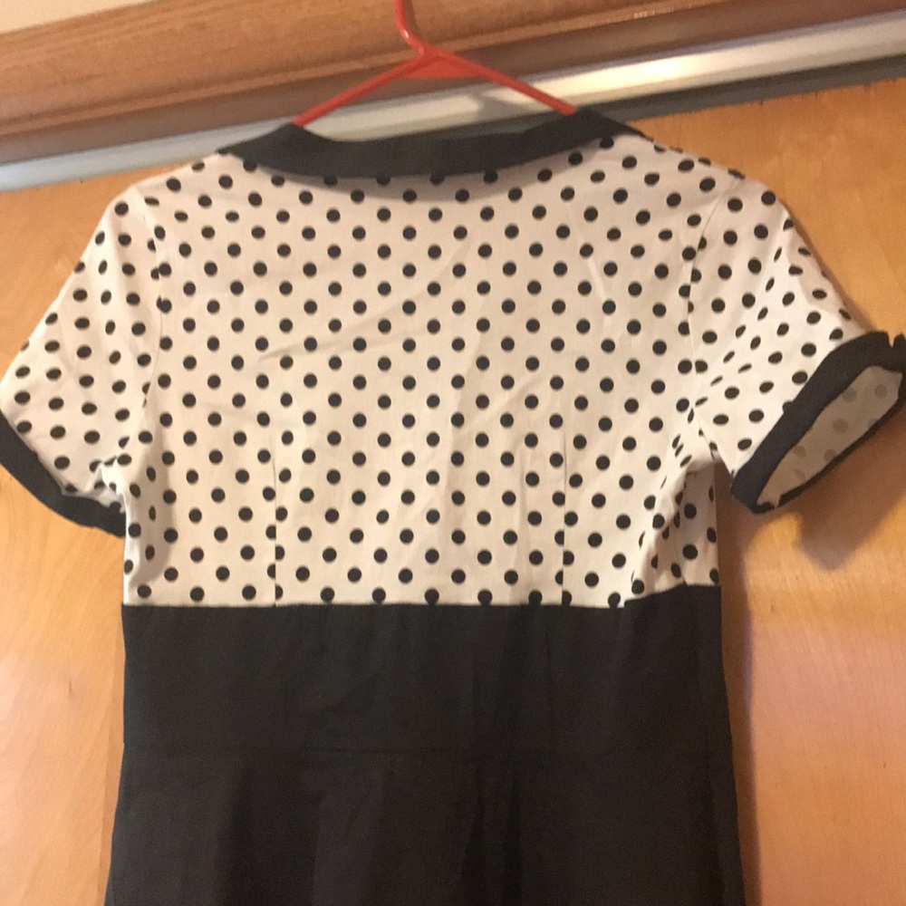 Dress - Picture 4 of 5